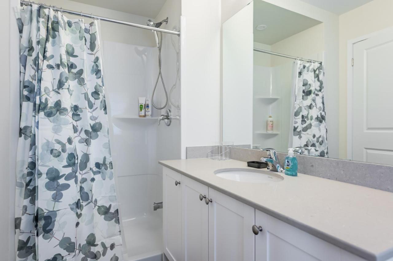 Willa Luxury Townhouse Close To Fairview Casino In Niagara Falls Zewnętrze zdjęcie