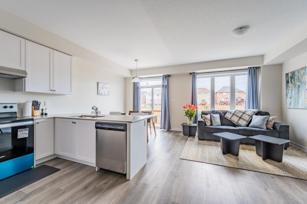 Willa Luxury Townhouse Close To Fairview Casino In Niagara Falls Zewnętrze zdjęcie