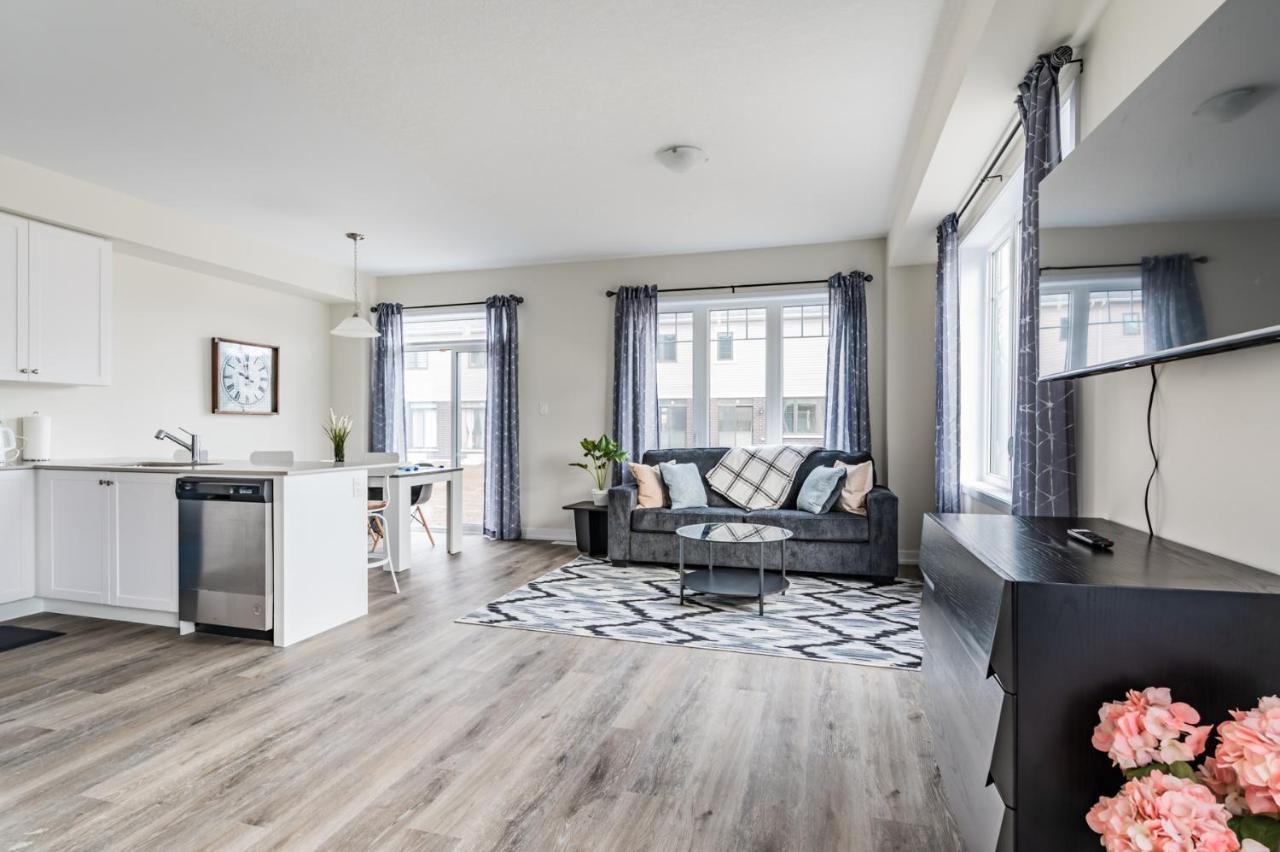 Willa Luxury Townhouse Close To Fairview Casino In Niagara Falls Zewnętrze zdjęcie